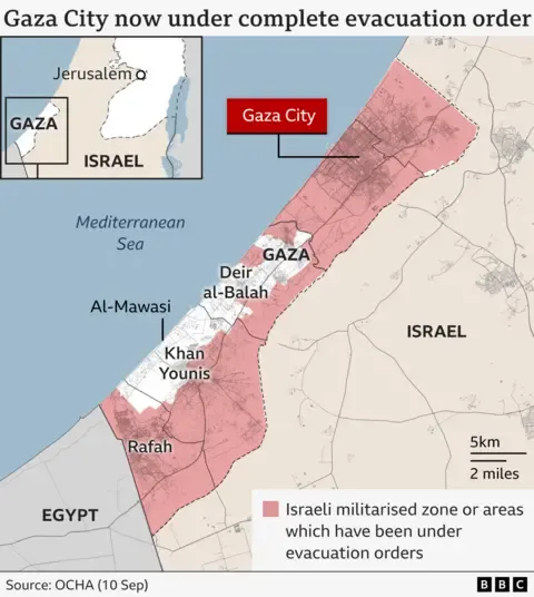 Countless Palestinians Escape as Military Troops Move Further into Gaza City