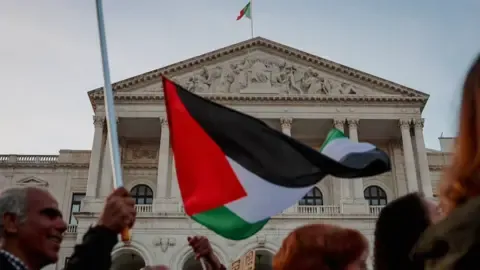 Portugal officially states it will endorse a sovereign Palestine.