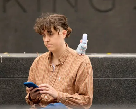 ‘People offer me a ample space’: My unusual week of donning shoulder toys