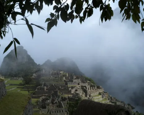 Rocks on Train Tracks Trap Hundreds of Travelers en route to Machu Picchu